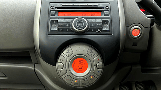 Used 2015 Renault Scala [2012-2018] RxZ Diesel Diesel Manual interior MUSIC SYSTEM & AC CONTROL VIEW