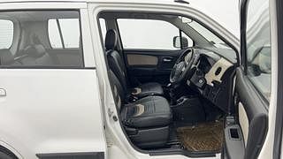 Used 2018 Maruti Suzuki Wagon R 1.0 [2010-2019] VXi Petrol Manual interior RIGHT SIDE FRONT DOOR CABIN VIEW