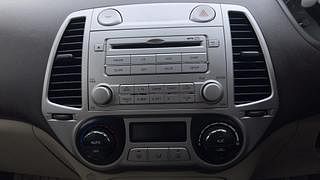Used 2010 Hyundai i20 [2008-2012] Magna 1.2 Petrol Manual interior MUSIC SYSTEM & AC CONTROL VIEW