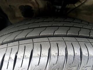 Used 2019 Hyundai Creta [2018-2020] 1.6 E+ VTVT Petrol Manual tyres LEFT FRONT TYRE TREAD VIEW