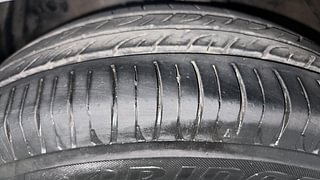 Used 2017 Maruti Suzuki Ertiga [2015-2018] VXI AT Petrol Automatic tyres LEFT FRONT TYRE TREAD VIEW