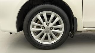 Used 2015 Toyota Etios Liva [2010-2017] VX Petrol Manual tyres LEFT FRONT TYRE RIM VIEW