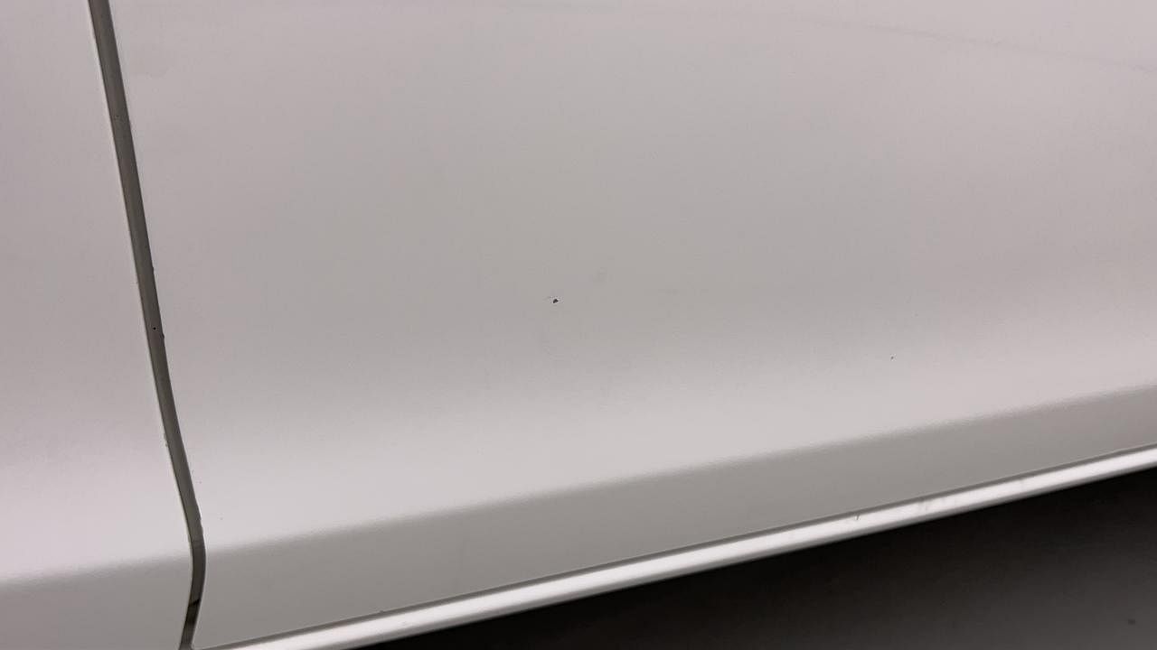 Used 2016 Toyota Etios Liva [2010-2017] V Petrol Manual dents MINOR SCRATCH