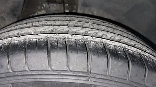 Used 2018 Hyundai Creta [2015-2018] 1.6 SX Plus Petrol Petrol Manual tyres RIGHT REAR TYRE TREAD VIEW