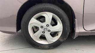 Used 2014 Honda City [2014-2017] VX CVT Petrol Automatic tyres LEFT FRONT TYRE RIM VIEW