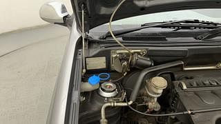 Used 2014 Maruti Suzuki Alto K10 [2010-2014] VXi Petrol Manual engine ENGINE RIGHT SIDE HINGE & APRON VIEW