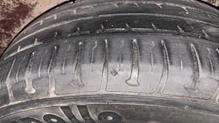 Used 2015 Hyundai Elite i20 [2014-2018] Sportz 1.2 Petrol Manual tyres LEFT REAR TYRE TREAD VIEW