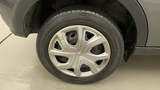 Used 2022 Tata Nexon XM Petrol Petrol Manual tyres RIGHT REAR TYRE RIM VIEW