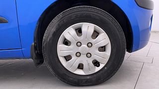 Used 2010 Hyundai i10 [2007-2010] Sportz 1.2 Petrol Petrol Manual tyres RIGHT FRONT TYRE RIM VIEW