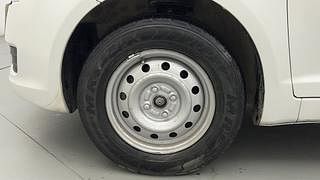 Used 2010 Maruti Suzuki Swift [2007-2011] LXI CNG (Outside Fitted) Petrol+cng Manual tyres LEFT FRONT TYRE RIM VIEW