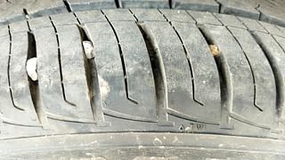 Used 2017 Maruti Suzuki Vitara Brezza [2016-2020] VDi (O) Diesel Manual tyres LEFT REAR TYRE TREAD VIEW