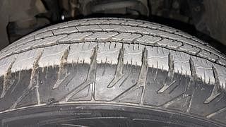 Used 2017 Mahindra TUV300 [2015-2020] T8 Diesel Manual tyres LEFT FRONT TYRE TREAD VIEW