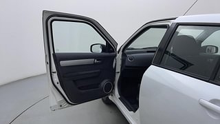 Used 2011 Maruti Suzuki Swift [2007-2011] VDi Diesel Manual interior LEFT FRONT DOOR OPEN VIEW