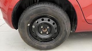 Used 2012 Maruti Suzuki Swift [2011-2017] VXi Petrol Manual tyres RIGHT REAR TYRE RIM VIEW