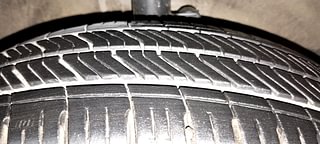 Used 2011 Maruti Suzuki Swift Dzire VXI 1.2 Petrol Manual tyres RIGHT FRONT TYRE TREAD VIEW