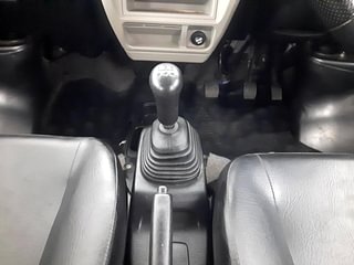 Used 2021 Maruti Suzuki Eeco AC 5 STR Petrol Manual interior GEAR  KNOB VIEW