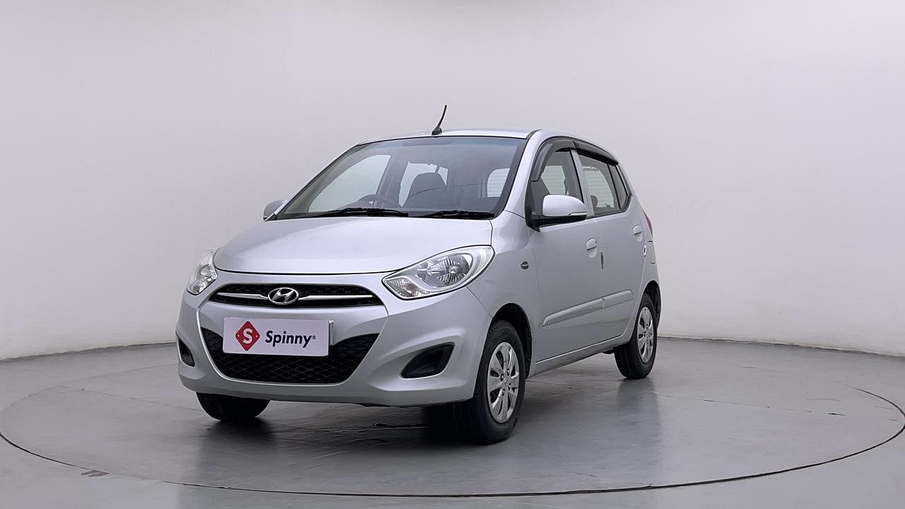 LEFT FRONT CORNER VIEW