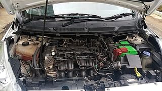 Used 2015 Ford Figo [2015-2019] Titanium 1.5 Ti-VCT AT Petrol Automatic engine ENGINE RIGHT SIDE HINGE & APRON VIEW