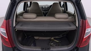 Used 2013 Hyundai i10 [2010-2016] Sportz 1.2 Petrol Petrol Manual interior DICKY INSIDE VIEW