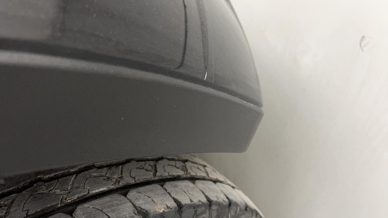 Used 2019 Mahindra TUV300 [2015-2020] T10 Diesel Manual dents MINOR SCRATCH