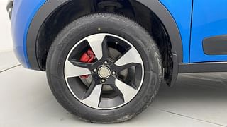 Used 2017 Tata Nexon [2017-2020] XZ Plus Dual Tone Roof Diesel Diesel Manual tyres LEFT FRONT TYRE RIM VIEW
