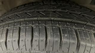 Used 2013 Maruti Suzuki Swift Dzire ZXI Petrol Manual tyres RIGHT FRONT TYRE TREAD VIEW