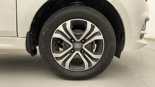 Used 2022 Tata Tiago Revotron XZ Plus CNG Petrol+cng Manual tyres RIGHT FRONT TYRE RIM VIEW