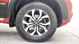 Used 2016 Nissan Terrano [2013-2017] XV Premium Diesel 110 PS Diesel Manual tyres RIGHT FRONT TYRE RIM VIEW