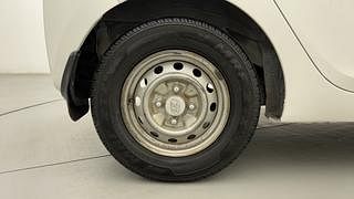 Used 2014 Hyundai Eon [2011-2018] Magna Petrol Manual tyres RIGHT REAR TYRE RIM VIEW
