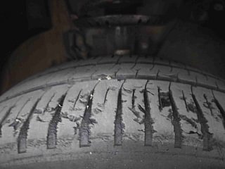 Used 2017 volkswagen Vento 1.5L Highline Diesel AT Diesel Automatic tyres RIGHT FRONT TYRE TREAD VIEW