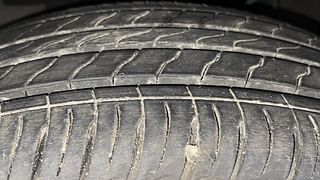 Used 2022 Hyundai Venue [2019-2022] SX 1.5 CRDI Diesel Manual tyres LEFT FRONT TYRE TREAD VIEW