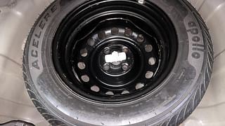 Used 2011 Hyundai i20 [2011-2014] 1.2 sportz Petrol Manual tyres SPARE TYRE VIEW