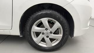 Used 2014 Maruti Suzuki Celerio VXI AMT Petrol Automatic tyres RIGHT FRONT TYRE RIM VIEW