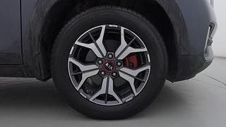 Used 2019 Kia Seltos GTX DCT Petrol Automatic tyres RIGHT FRONT TYRE RIM VIEW