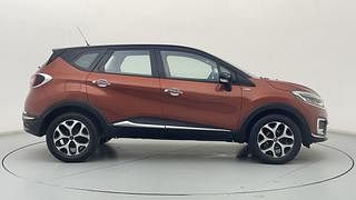 Used 2017 Renault Captur [2017-2020] Platine Diesel Dual tone Diesel Manual exterior RIGHT SIDE VIEW