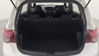 Used 2014 Hyundai Grand i10 [2013-2017] Asta 1.2 Kappa VTVT (O) Petrol Manual interior DICKY INSIDE VIEW