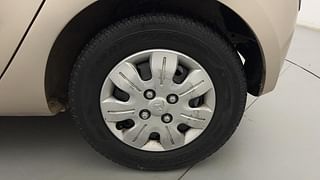 Used 2009 Hyundai i10 [2007-2010] Magna 1.2 CNG (Outside Fitted) Petrol+cng Manual tyres LEFT REAR TYRE RIM VIEW