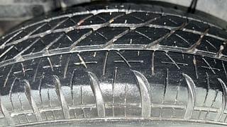 Used 2014 Maruti Suzuki Swift [2011-2017] VDi Diesel Manual tyres RIGHT REAR TYRE TREAD VIEW