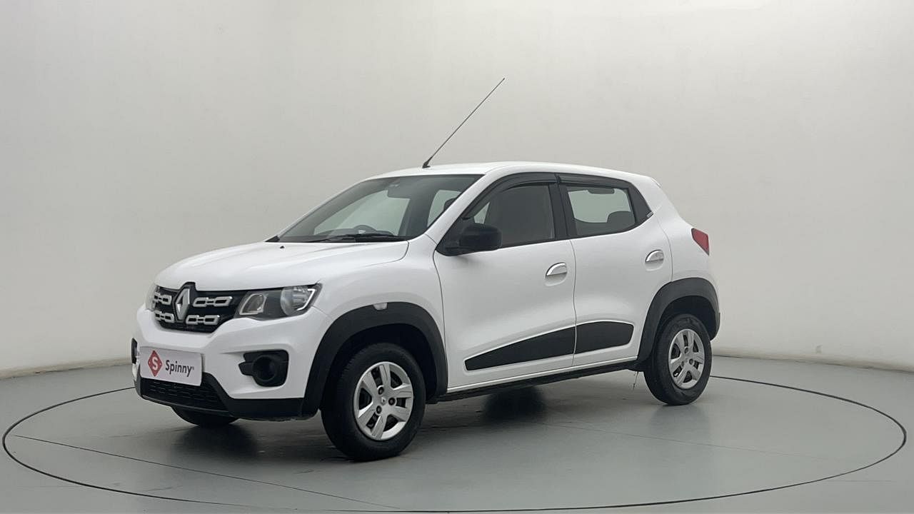 LEFT FRONT CORNER VIEW