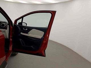 Used 2018 Renault Captur [2017-2020] 1.5 Platine diesel Diesel Manual interior RIGHT FRONT DOOR OPEN VIEW