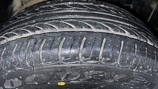 Used 2018 Maruti Suzuki Vitara Brezza [2016-2020] VDi (O) Diesel Manual tyres RIGHT FRONT TYRE TREAD VIEW