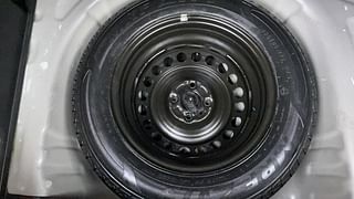 Used 2017 Maruti Suzuki Baleno [2015-2019] Zeta Petrol Petrol Manual tyres SPARE TYRE VIEW