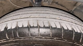 Used 2017 Hyundai Creta [2015-2018] 1.6 SX Plus Auto Petrol Petrol Automatic tyres RIGHT FRONT TYRE TREAD VIEW