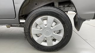 Used 2021 maruti-suzuki Eeco AC CNG 5 STR Petrol+cng Manual tyres LEFT REAR TYRE RIM VIEW