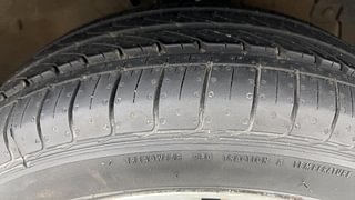 Used 2013 Maruti Suzuki Swift Dzire ZXI Petrol Manual tyres RIGHT FRONT TYRE TREAD VIEW