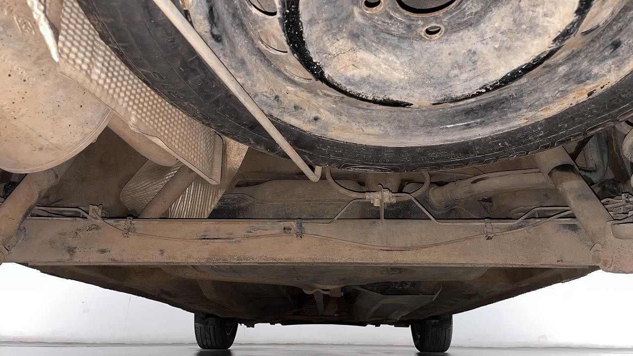 Used 2016 Renault Lodgy [2015-2019] 85 PS RXL Diesel Manual extra REAR UNDERBODY VIEW (TAKEN FROM REAR)
