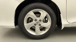 Used 2015 Honda City [2014-2017] V Petrol Manual tyres LEFT FRONT TYRE RIM VIEW