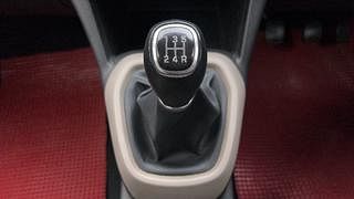 Used 2015 Hyundai Grand i10 [2013-2017] Asta 1.2 Kappa VTVT Petrol Manual interior GEAR  KNOB VIEW