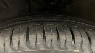 Used 2011 Honda City [2011-2014] 1.5 V MT Petrol Manual tyres LEFT FRONT TYRE TREAD VIEW