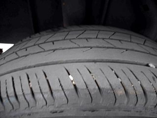 Used 2022 Renault Kiger RXZ MT Petrol Manual tyres RIGHT REAR TYRE TREAD VIEW